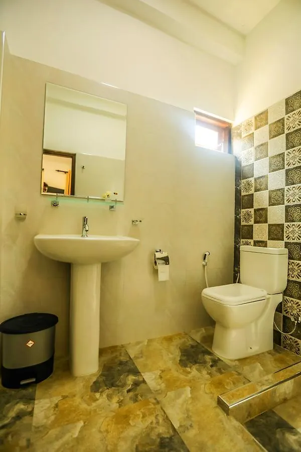 Проживание в семье Remli Villa Канди Шри-Ланка